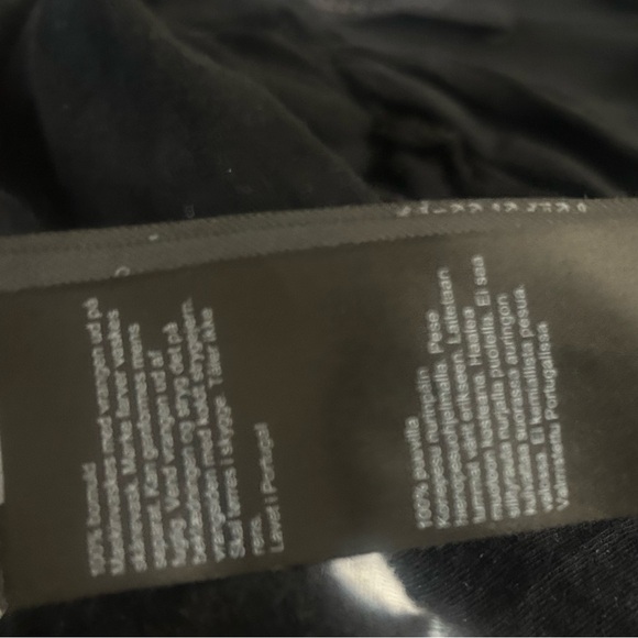 All Saints S crop wrap front T shirt- Free with 150 dollar bundle- or seperate - Picture 8 of 8